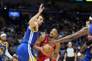 他们在防守 他们在防守