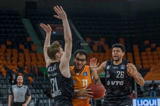 门将阿利森 门将阿利森